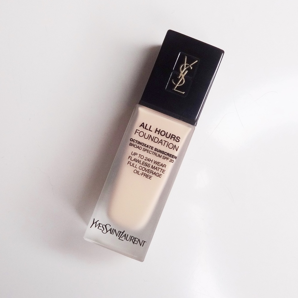 YSL All Hours Foundation BD10